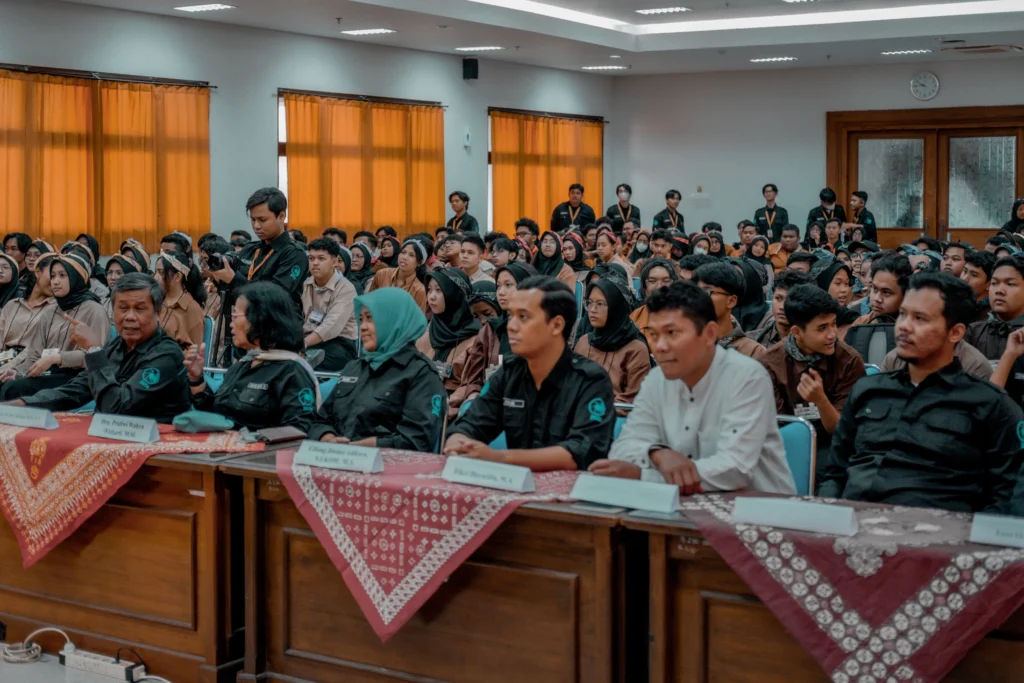 PKKMB Ilmu Komunikasi UNY 2023